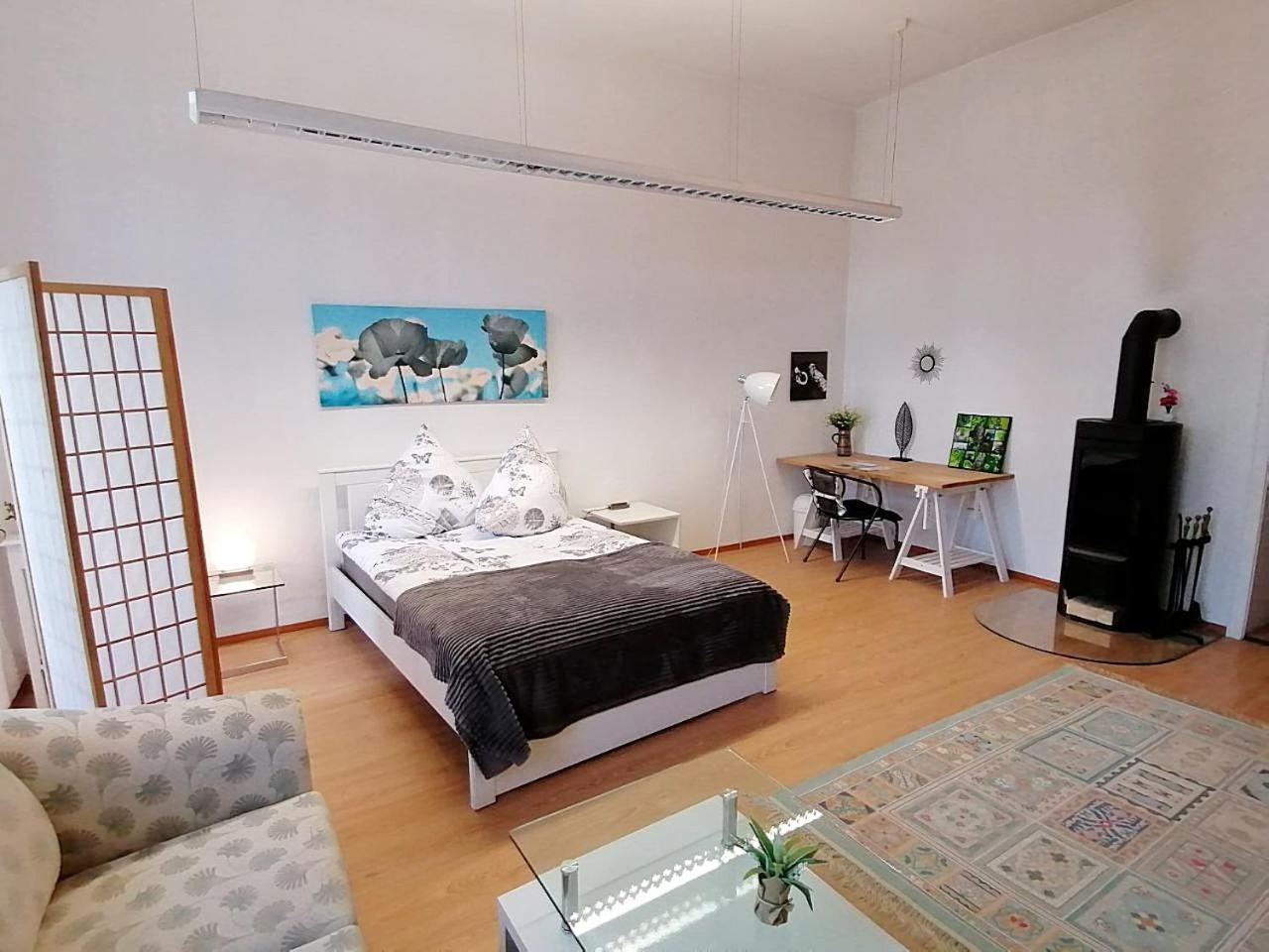 Nr 3 Grosszuegiges Kamin-Zimmer Mit King-Size Bett Im Zentrum アンベルク・ブッフホルツ エクステリア 写真